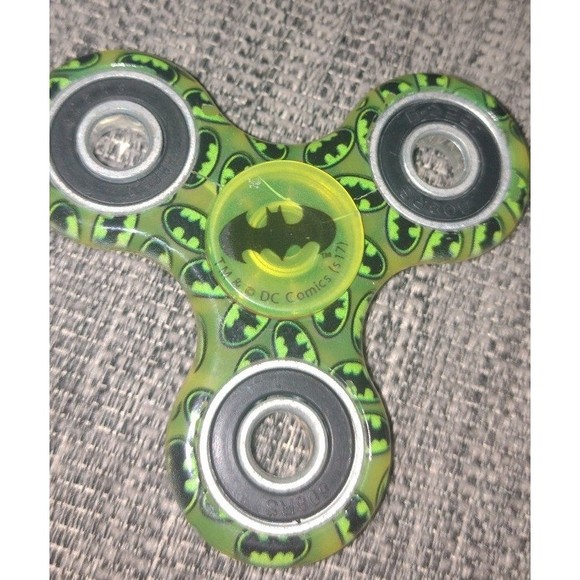 FNAF ,Batman& Superman Fidget Spinner Bundle - Picture 3 of 6